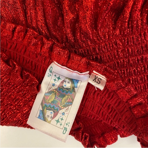 Queen Of Sparkles || Swing Shorts Pleated Smocked Red Metallic XS - Picture 11 of 14